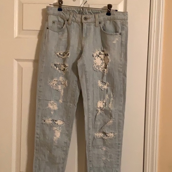 LF floral distressed boyfriend jeans - Picture 2 of 2